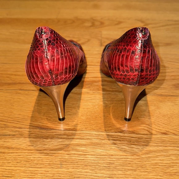 NWOTKenneth Cole Red Snakeskin Silver Edition Exclusive 925 Mirrored Heel Sz 6.5 - Picture 4 of 7
